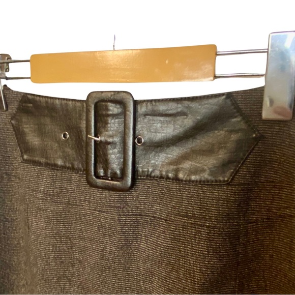 LE CHATEAU Vintage Midi Skirt Brown Leather Belt Design Lined Preppy Corpcore - Picture 3 of 13